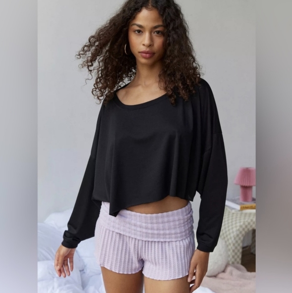 Urban Outfitters Out From Under Cozy Addison Cropped Tee - Picture 2 of 4